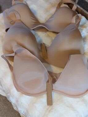 LOT OF 3 SKIMS NWT Underwire Bras Bundle Nude Neutrals - Women’s Size 38DDD